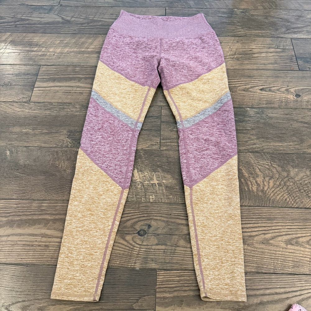 Alo Alosoft Sheila Dragonfruit/Caramel/Gravel Heather Womens Leggings Size L